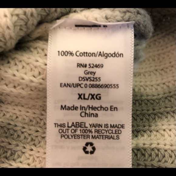 Sofia Jeans by Sofia Vergara tie dyed sweater - Picture 6 of 7